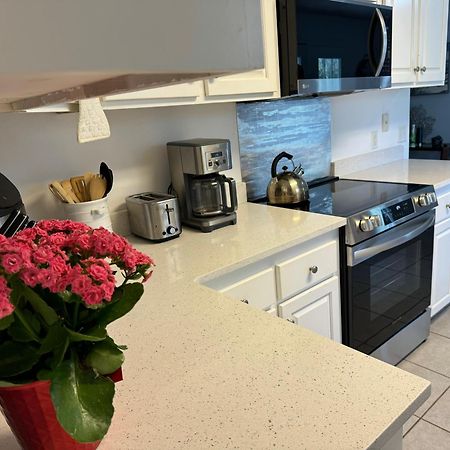Waterfront Newly Renovated And Decorated 3Brs Home Мілтон Екстер'єр фото